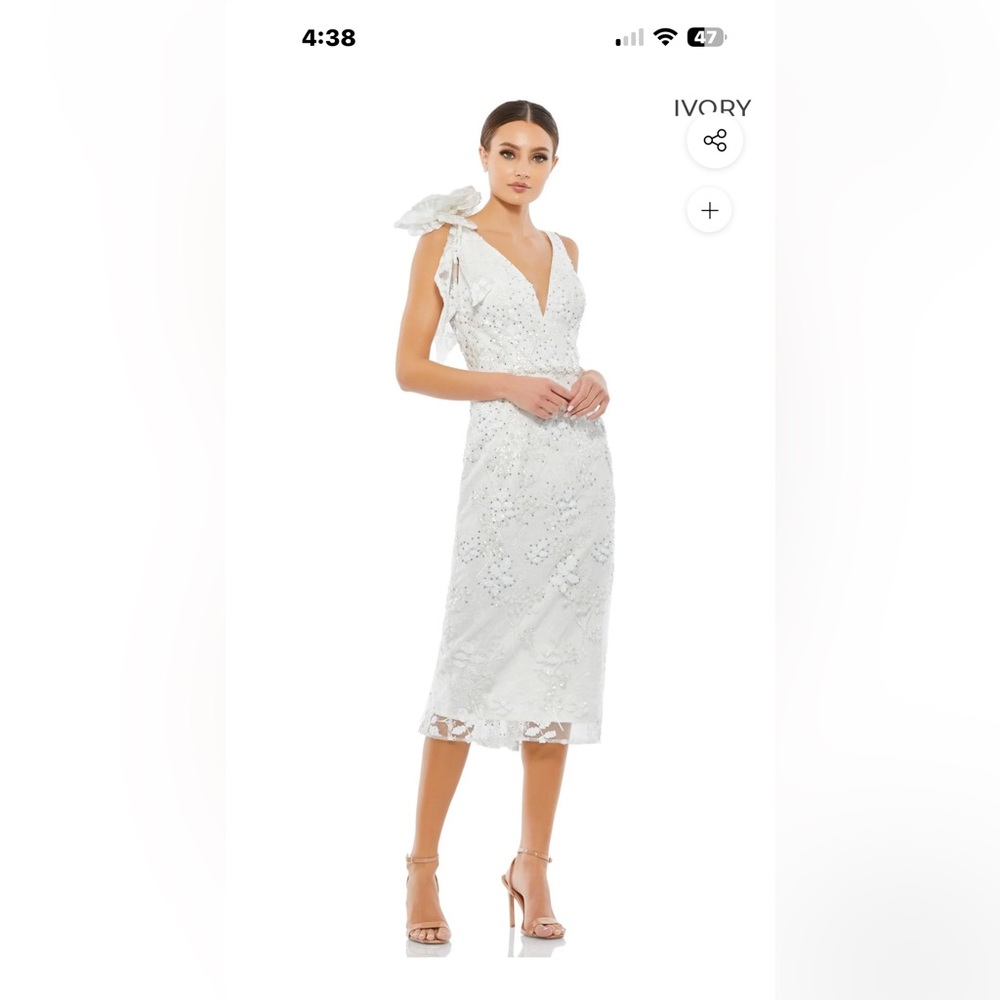 Mac duggal white dress size 4 new with out tags style 79337